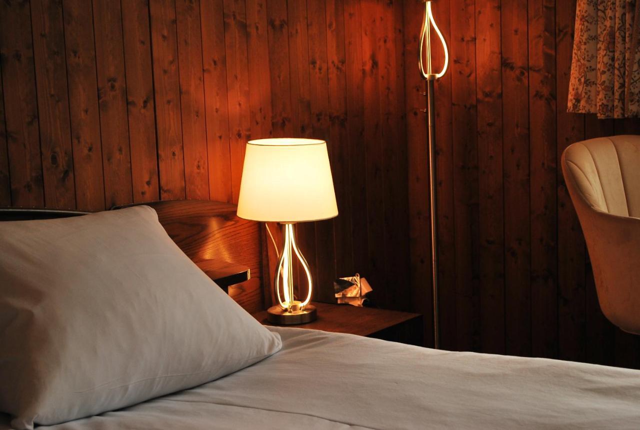 Rooms With Private Bathrooms Saas im Prattigau Eksteriør bilde
