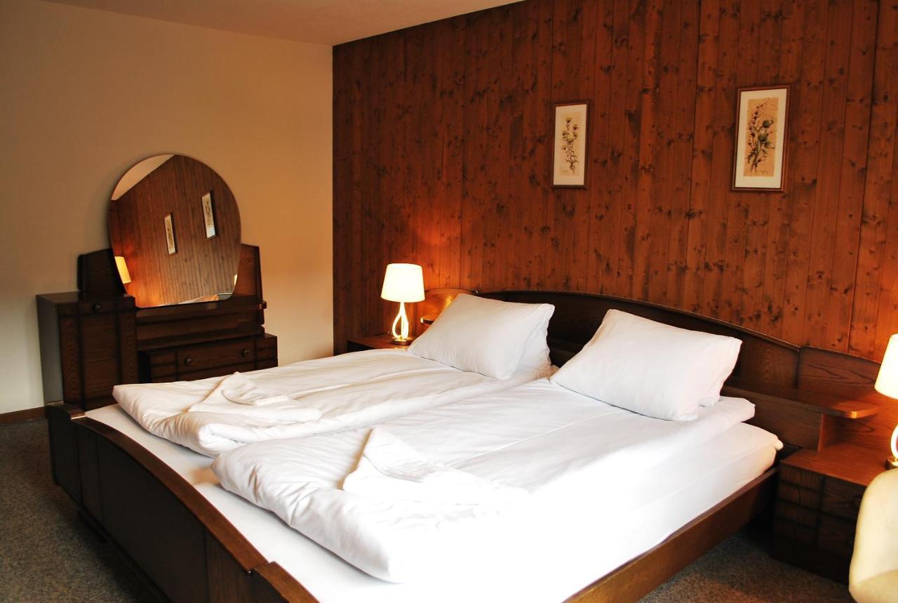 Rooms With Private Bathrooms Saas im Prattigau Eksteriør bilde